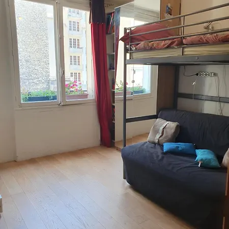 Beautiful 100 M² In The Heart Of Daire Paris